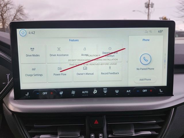 New 2025 Ford Escape SE FWD image 3