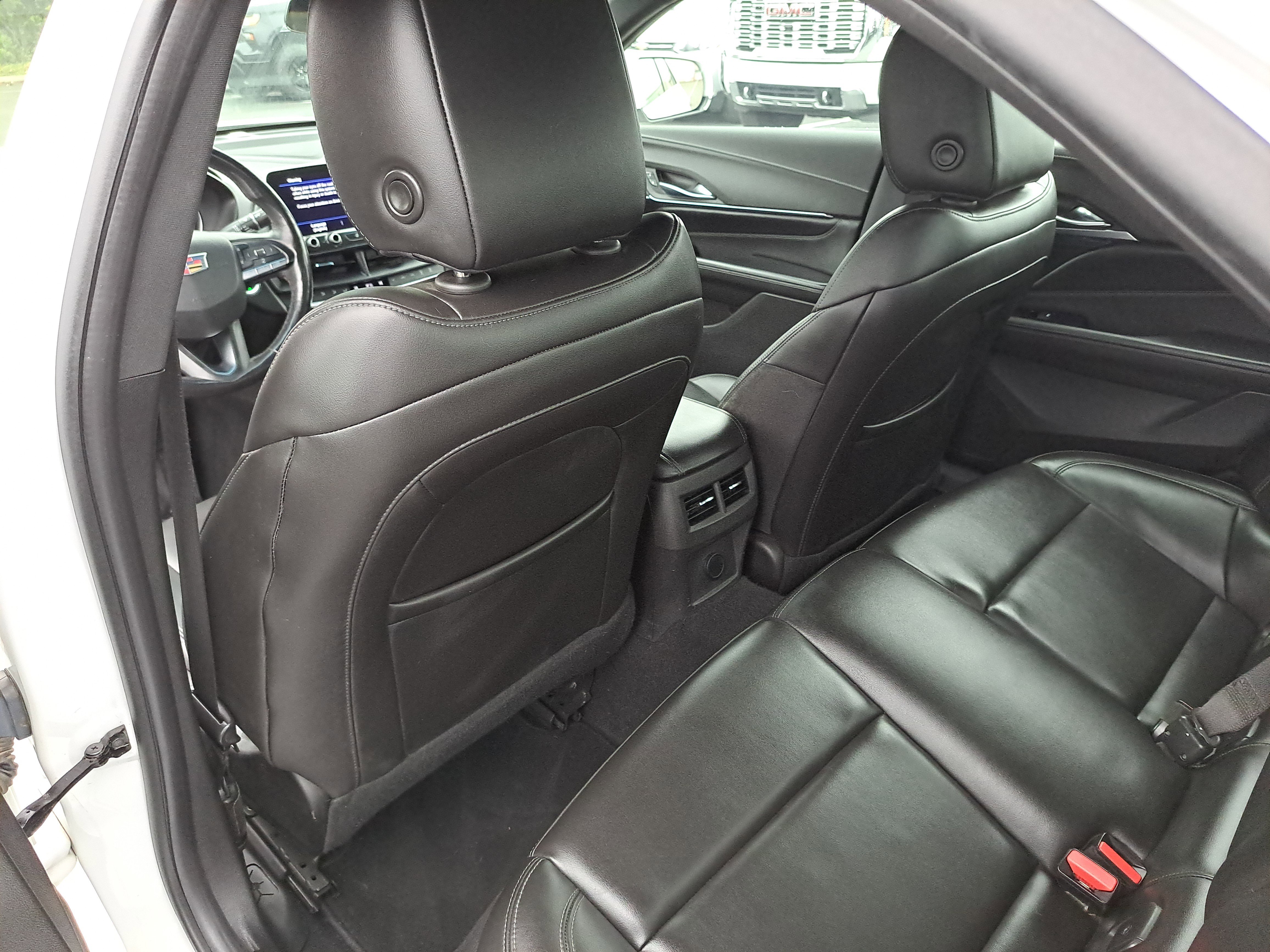 Used 2020 Cadillac CT4 Luxury w/ Cold Weather Package image 24