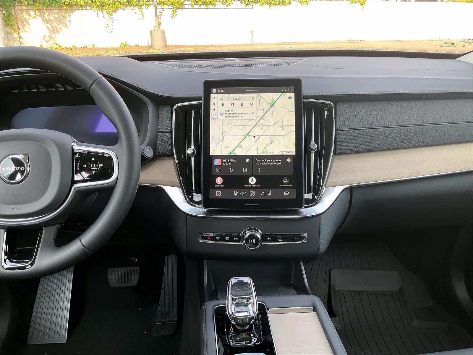 New 2027 Volvo XC90 B6 Plus AWD/4WD image 9