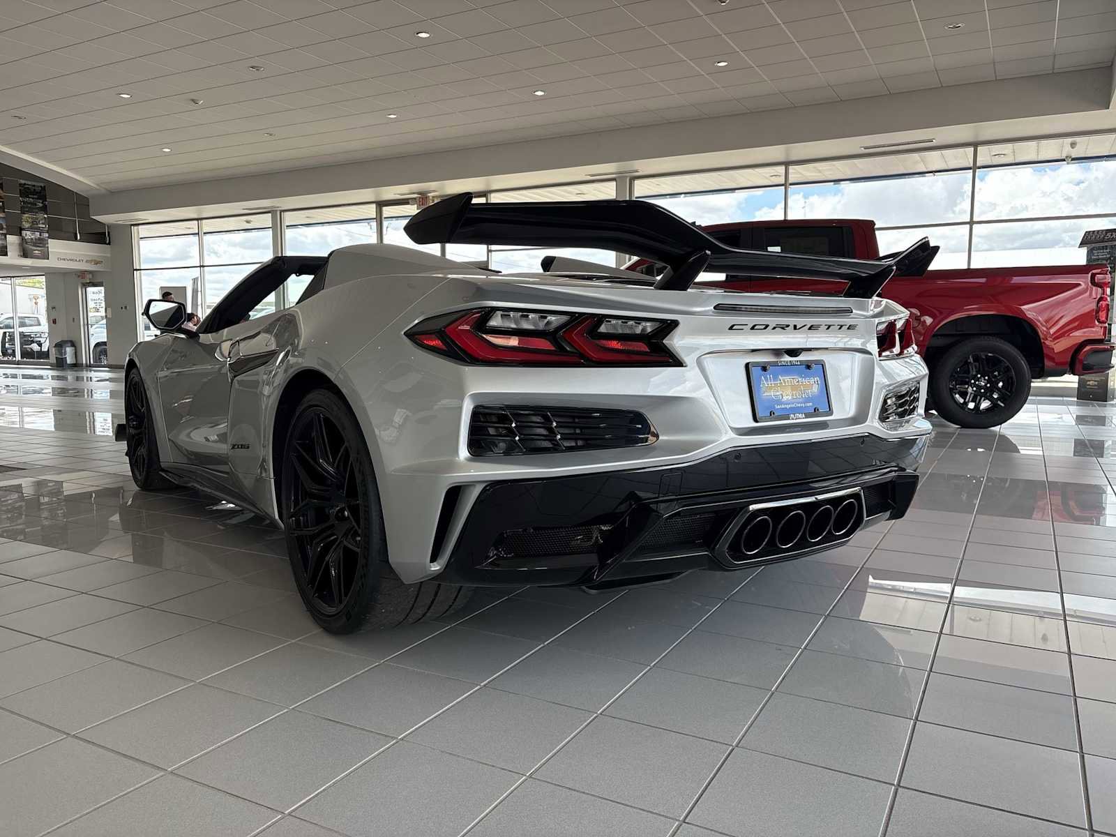 New 2026 Chevrolet Corvette Z06 w/ Z07 Performance Package RWD image 6