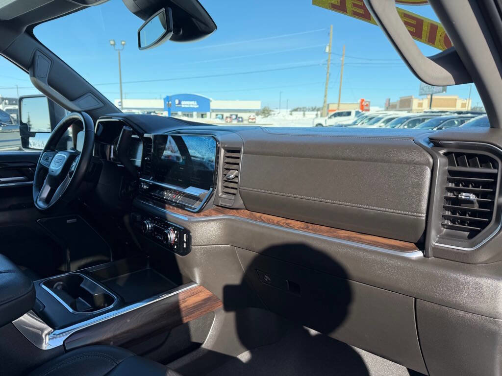 Used 2024 GMC Sierra 3500 SLT w/ SLT Premium Package image 66