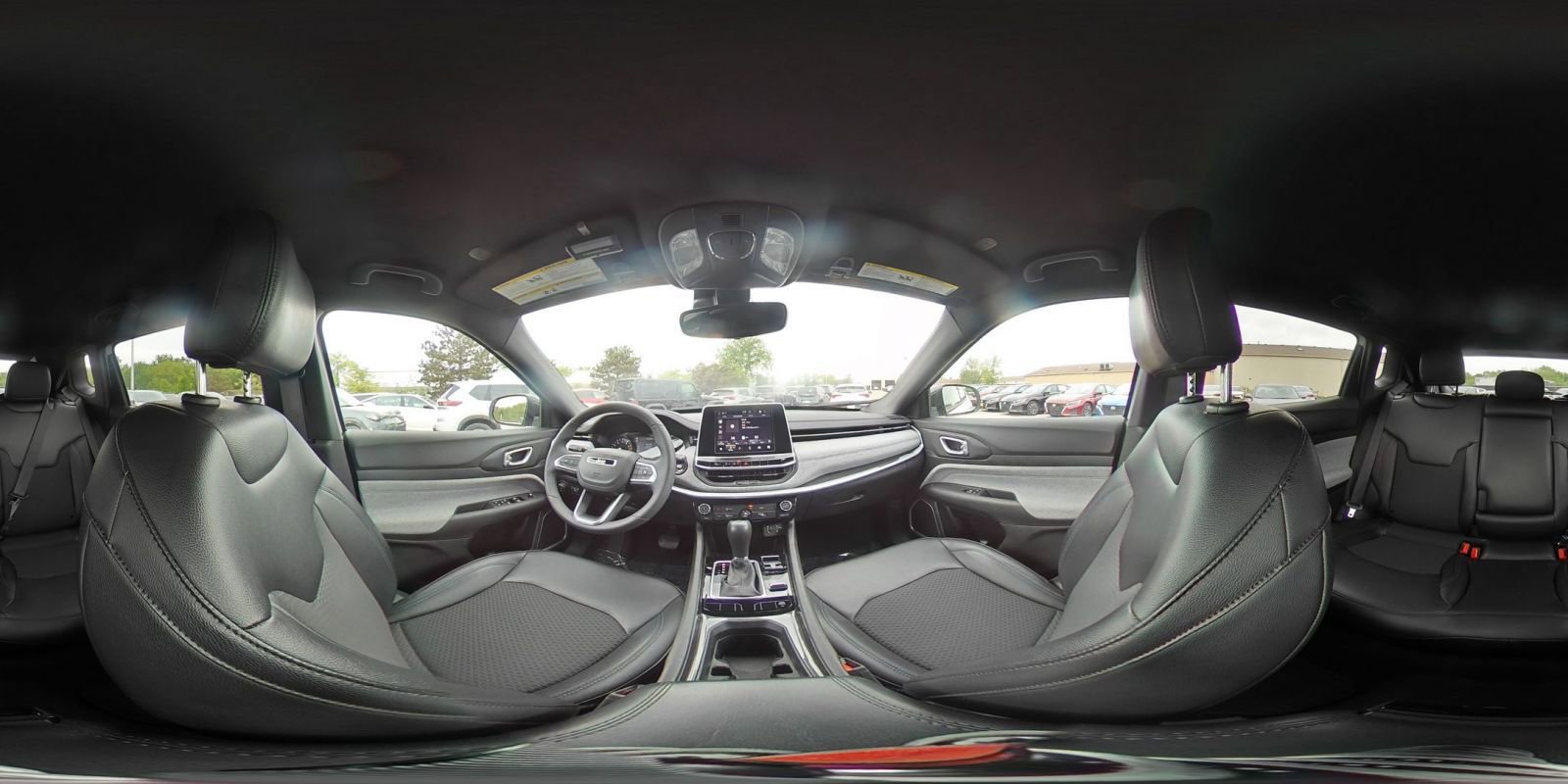Used 2025 Jeep Compass Latitude AWD/4WD image 43