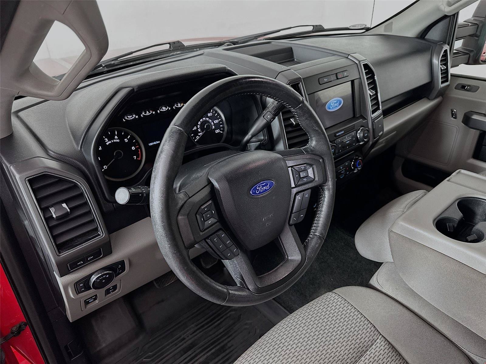 Used 2018 Ford F150 XLT w/ Equipment Group 302A Luxury AWD/4WD image 23