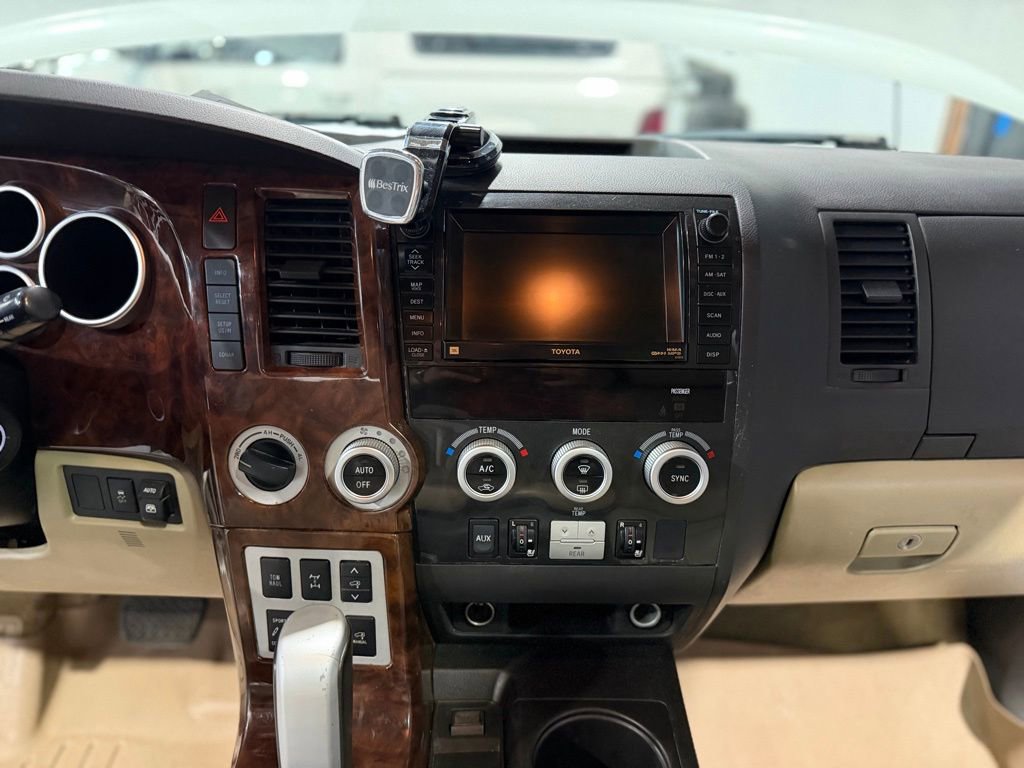Used 2008 Toyota Sequoia Platinum AWD/4WD image 15