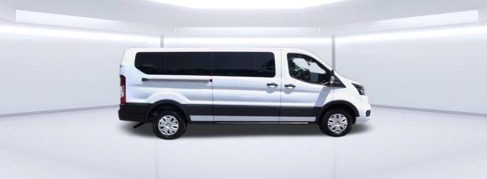 Used 2023 Ford Transit 350 XLT RWD image 35