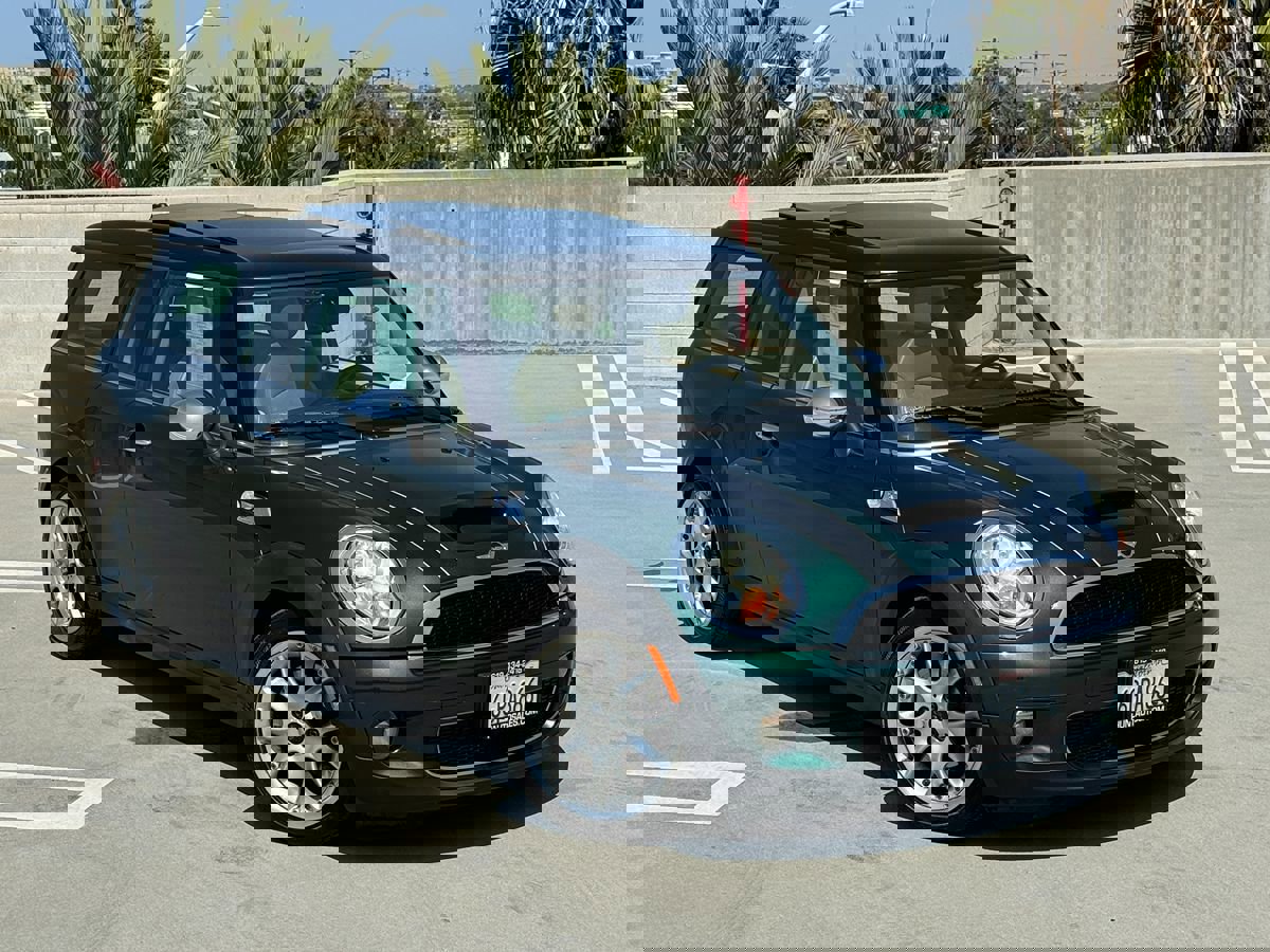 Used 2009 MINI Cooper Clubman S image 2