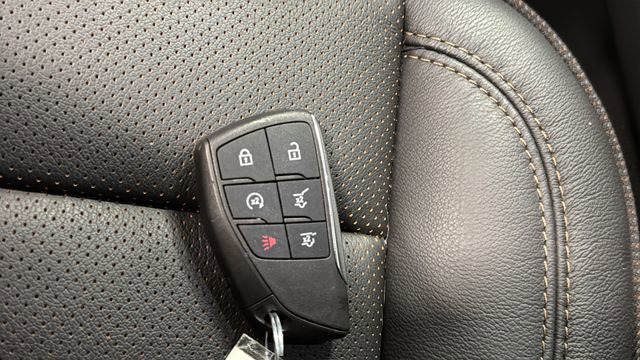 Used 2026 Chevrolet Suburban High Country AWD/4WD image 45