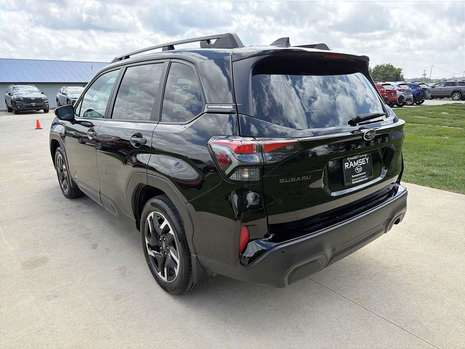 Used 2026 Subaru Forester Limited AWD/4WD image 4