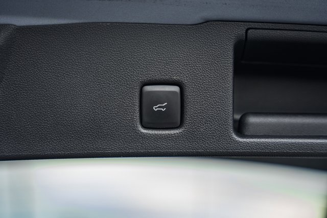 Certified 2022 Ford Escape SEL image 11