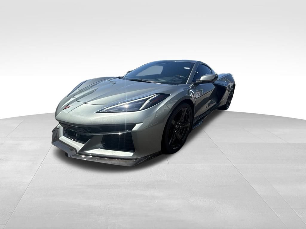 Used 2024 Chevrolet Corvette Z06 RWD video 2