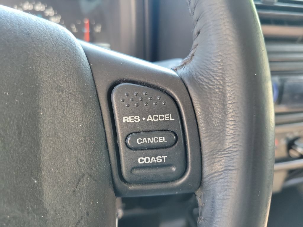 Used 2004 Jeep Wrangler Rubicon AWD/4WD image 16
