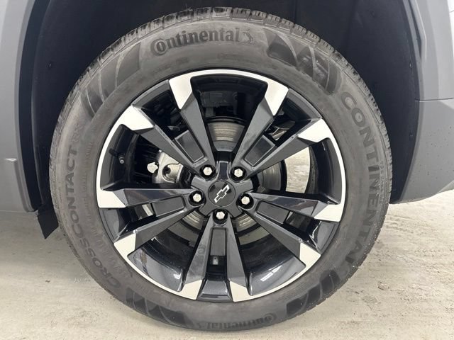 New 2027 Chevrolet Equinox RS w/ Safety and Technology Package FWD image 36
