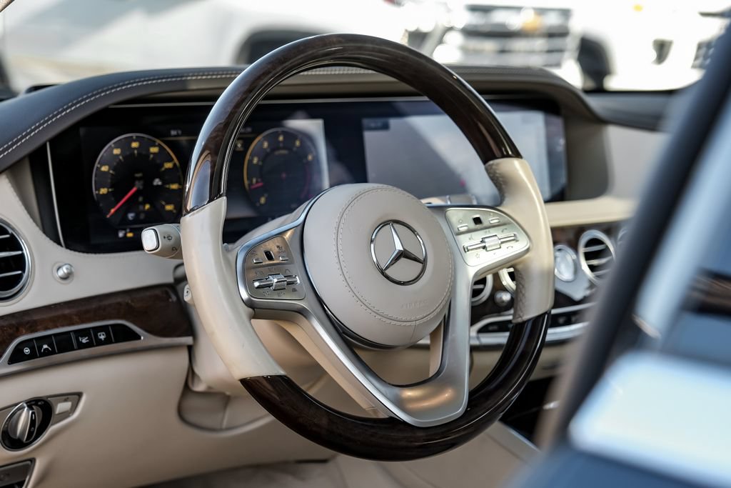 Used 2019 Mercedes-Benz S 560 Sedan image 15