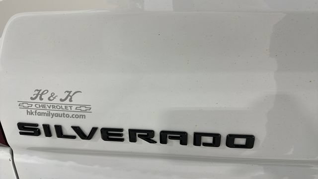 Used 2022 Chevrolet Silverado 1500 Custom w/ LPO, Dark Essentials Package AWD/4WD image 31
