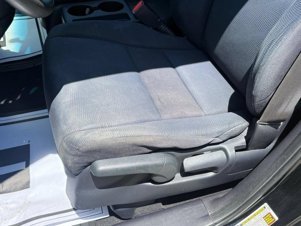 Used 2010 Honda CR-V LX image 23