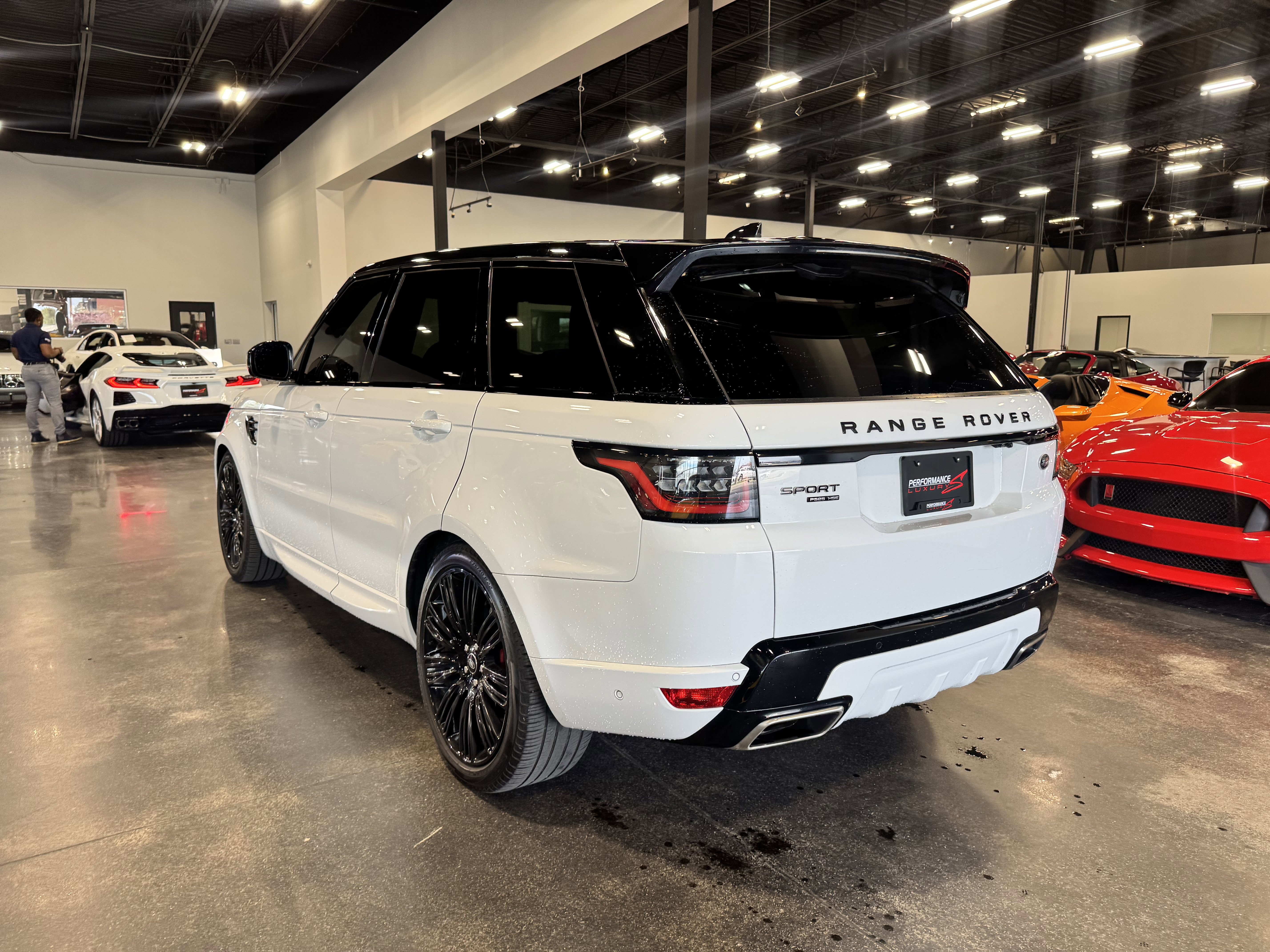 Used 2022 Land Rover Range Rover Sport HSE Dynamic image 23