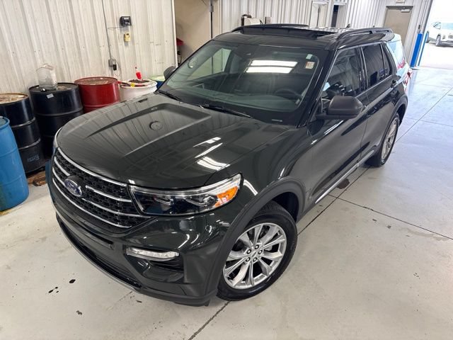 Used 2022 Ford Explorer XLT w/ Equipment Group 202A AWD/4WD image 45