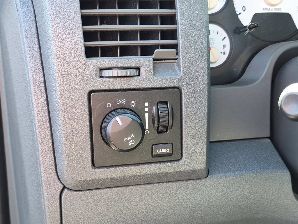 Used 2007 Dodge Ram 3500 Truck SLT AWD/4WD image 13