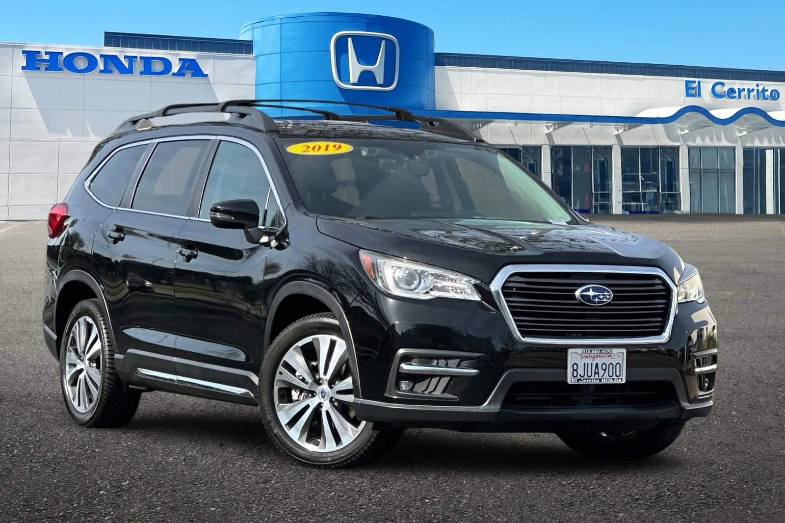 Used 2019 Subaru Ascent Limited w/ Popular Package #3 image 1