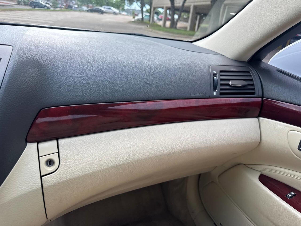 Used 2011 Lexus LS 460 w/ Comfort Pkg RWD image 21