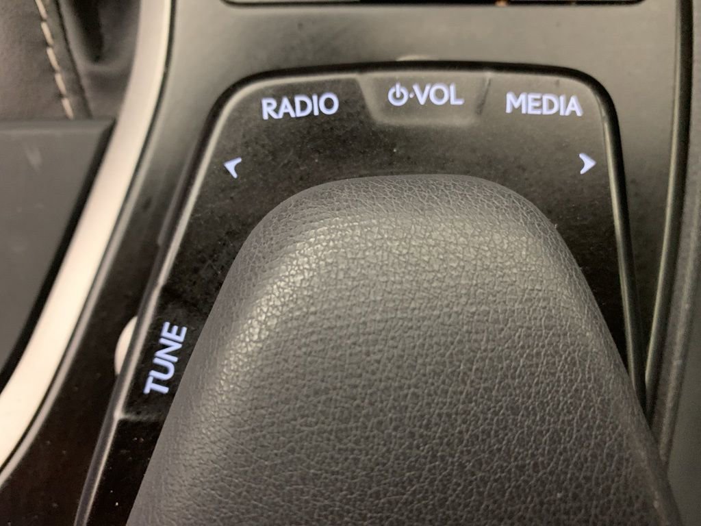 Used 2022 Lexus UX 200 w/ Accessory Package (Z1) image 27