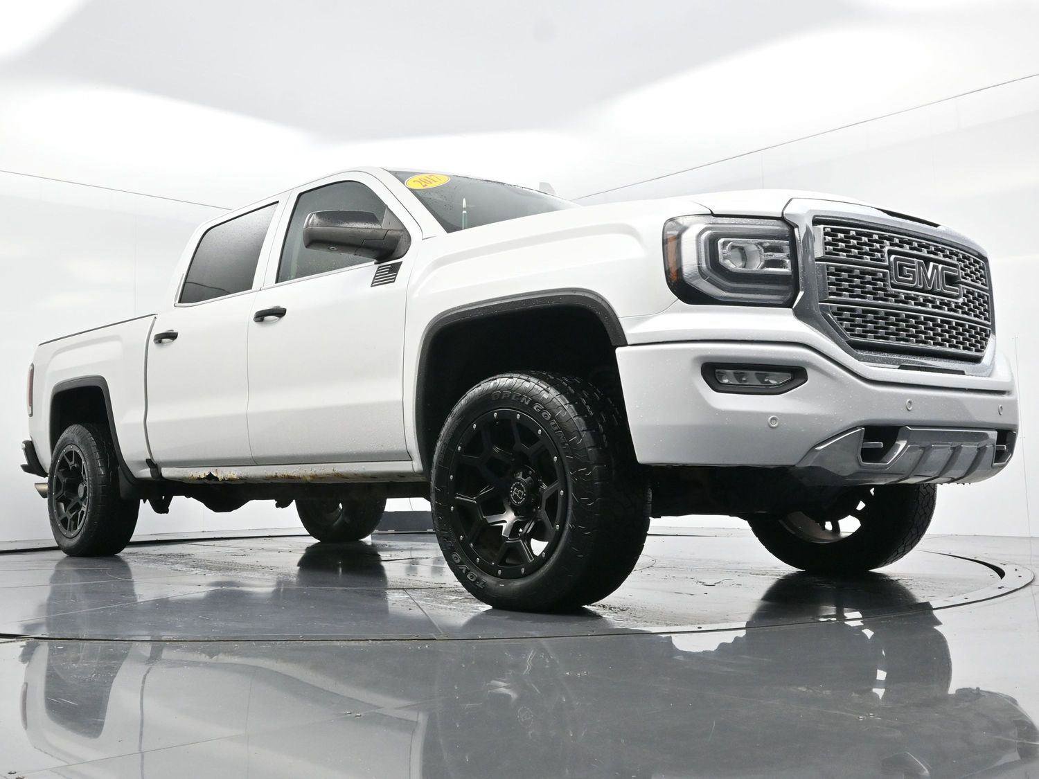 Used 2017 GMC Sierra 1500 Denali w/ Denali Ultimate Package image 42