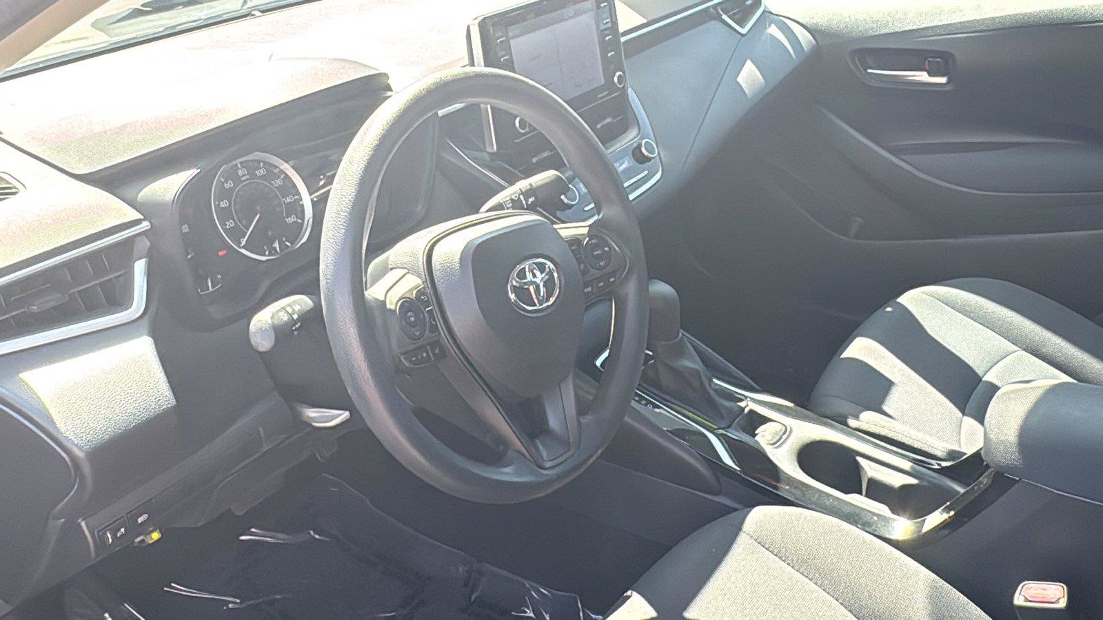 Used 2021 Toyota Corolla LE w/ Carpet Mat Package (TMS) FWD image 19
