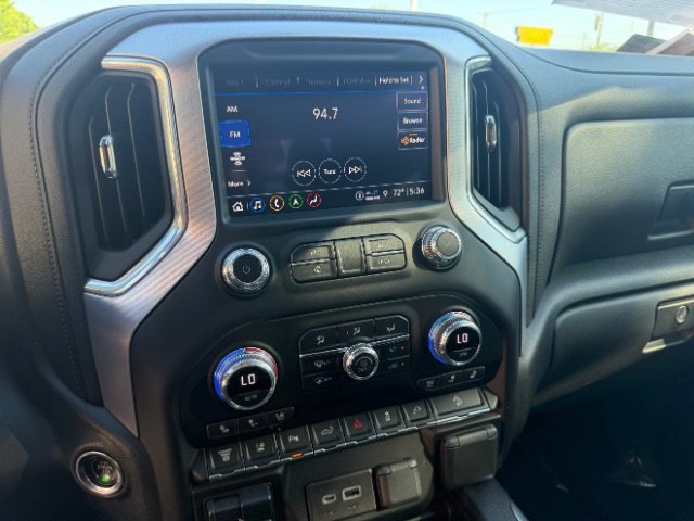 Used 2021 GMC Sierra 2500 SLT w/ SLT Premium Package AWD/4WD image 12