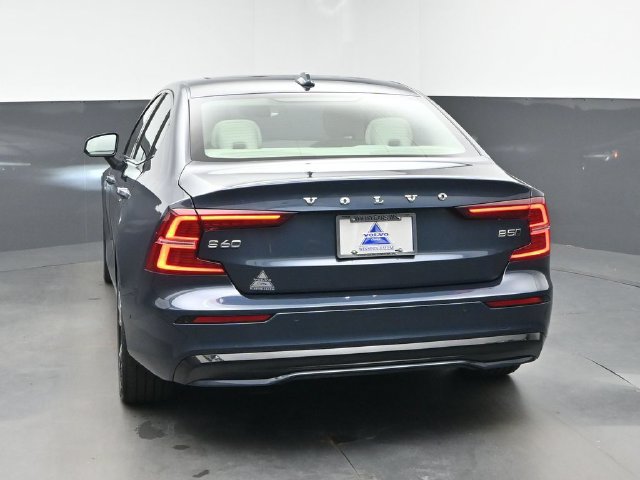 Certified 2024 Volvo S60 B5 Ultimate w/ Climate Package AWD/4WD image 7