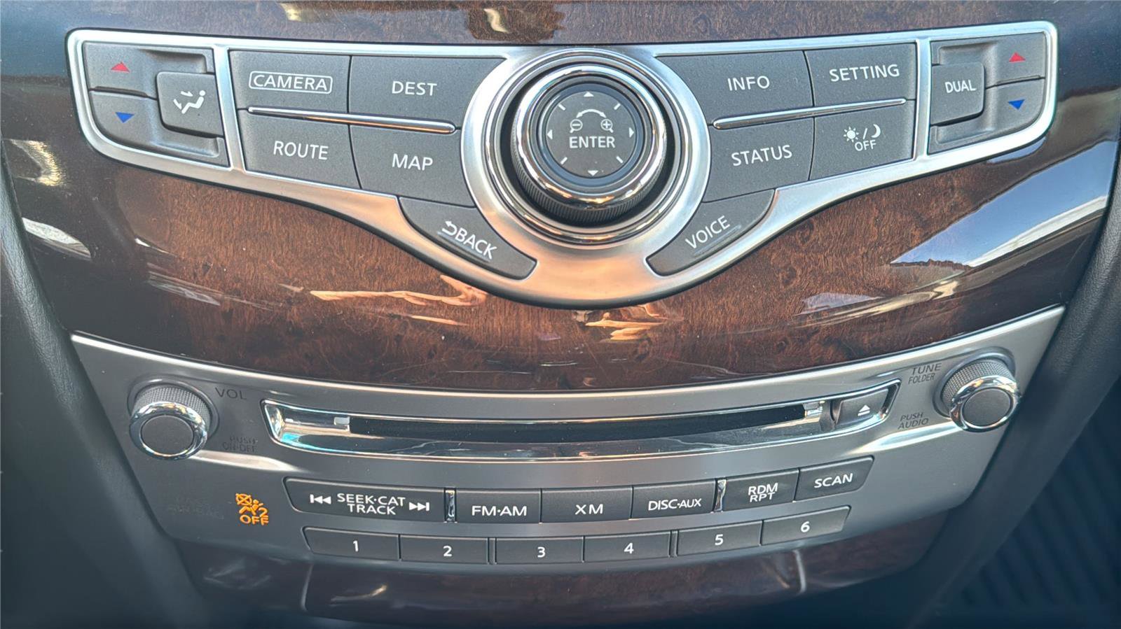 Used 2013 INFINITI JX35 FWD w/ Premium Pkg image 18