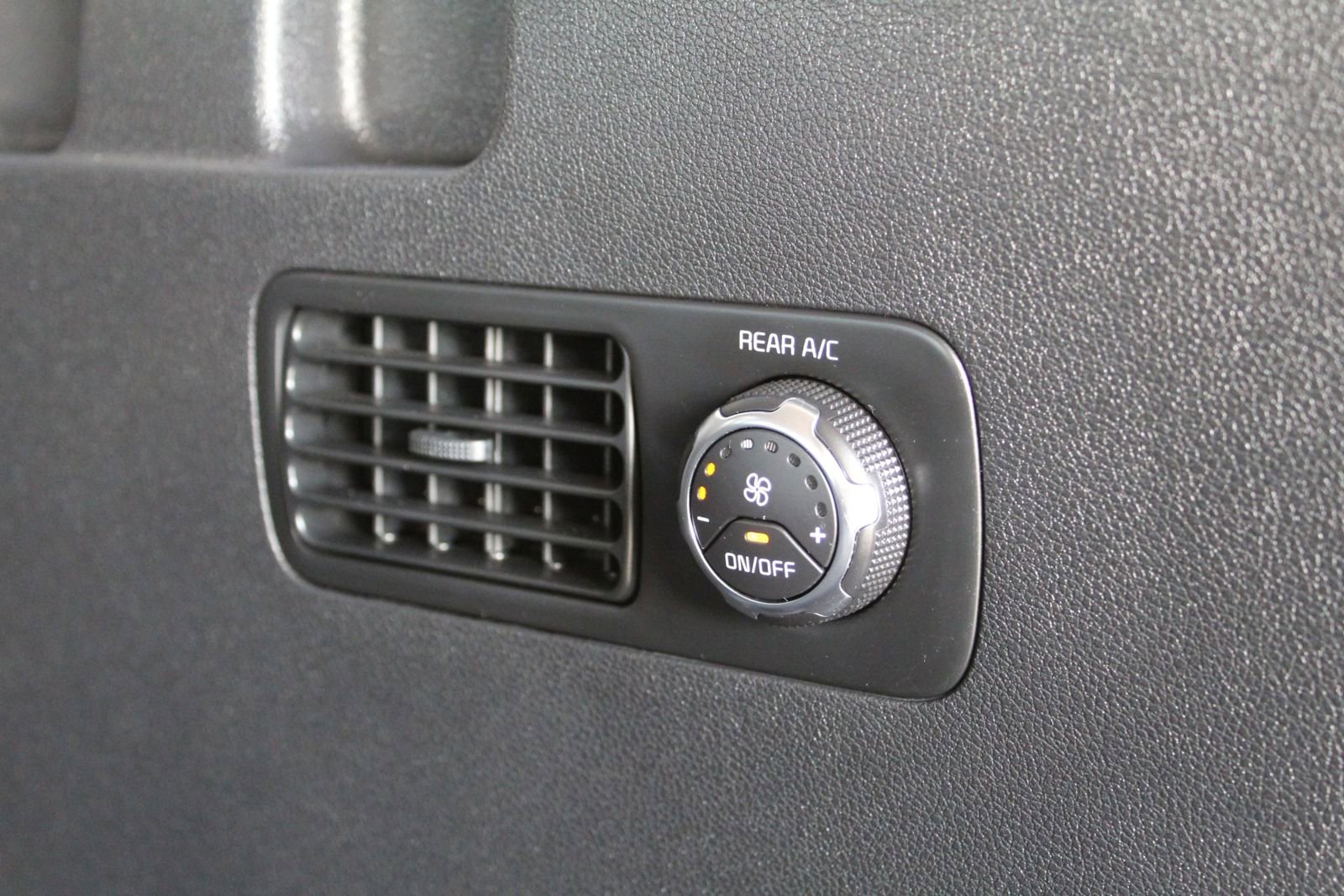 Used 2016 Kia Sorento EX FWD image 33