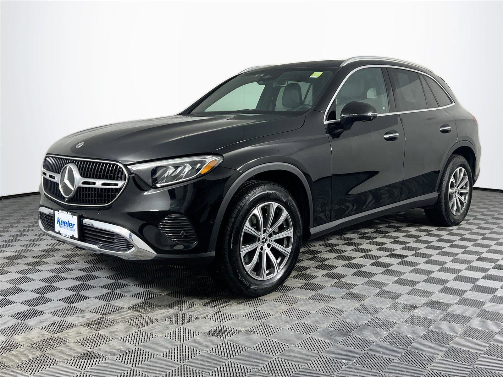 Certified 2026 Mercedes-Benz GLC 300 4MATIC image 2