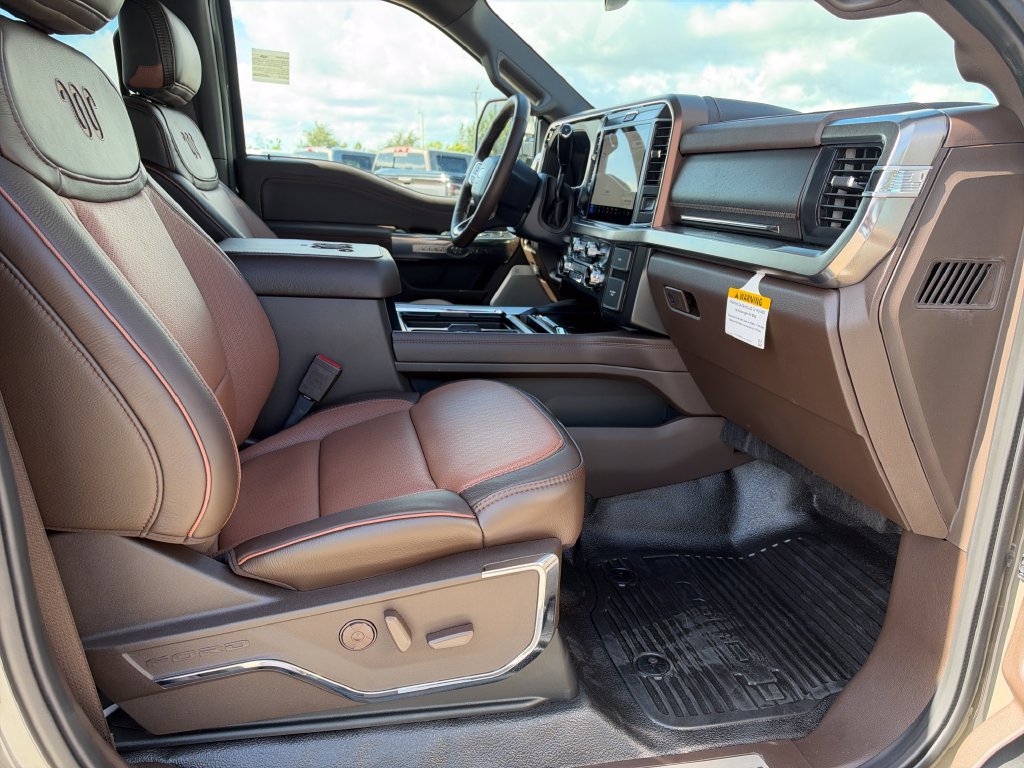 New 2027 Ford F450 King Ranch w/ Chrome Package AWD/4WD image 23