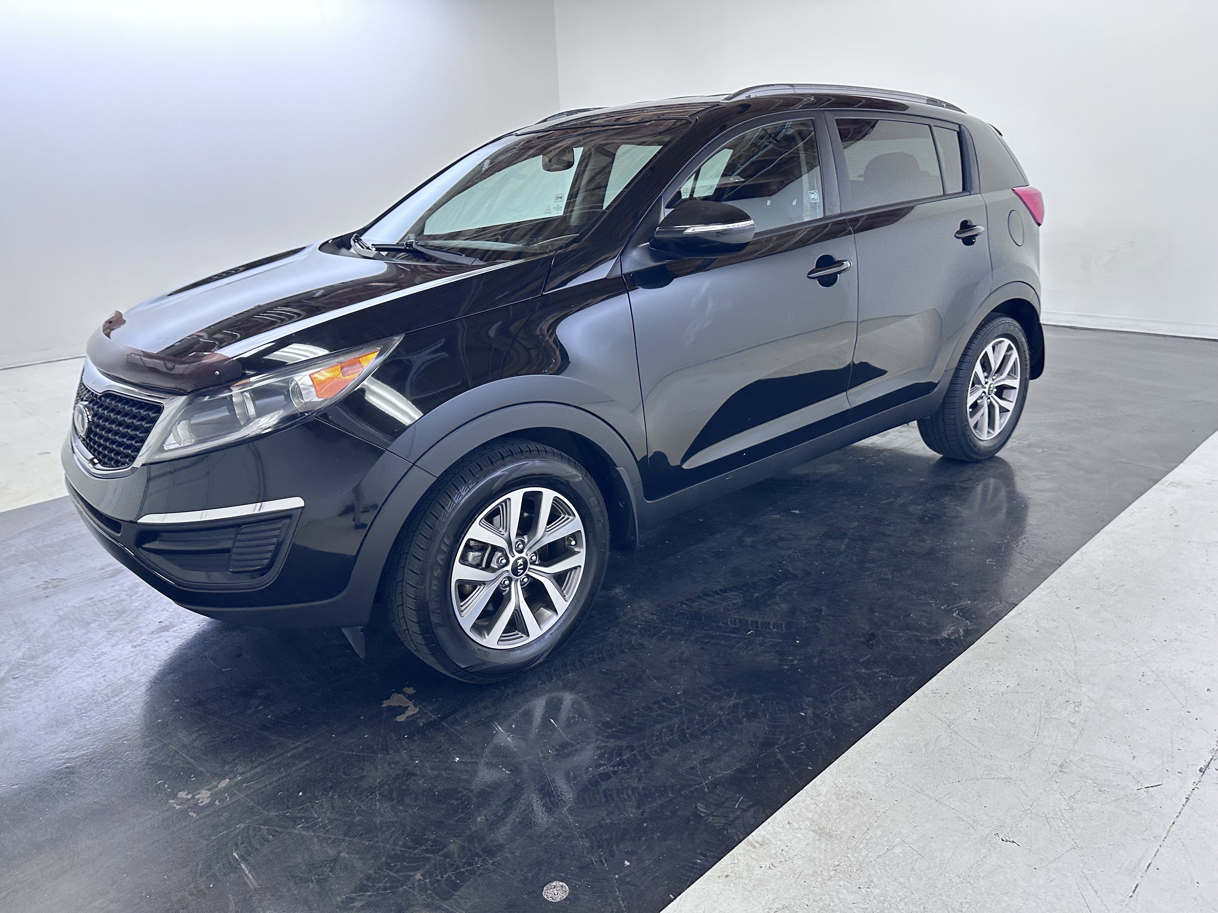 Used 2014 Kia Sportage LX image 7