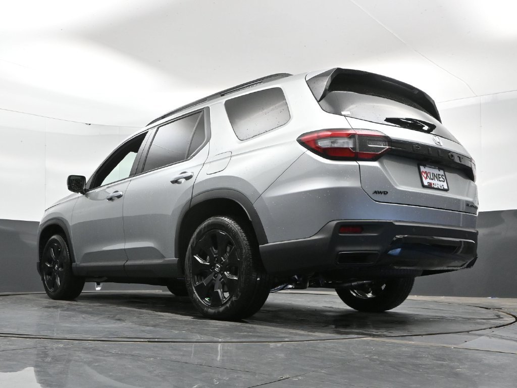 New 2026 Honda Pilot Black Edition image 41