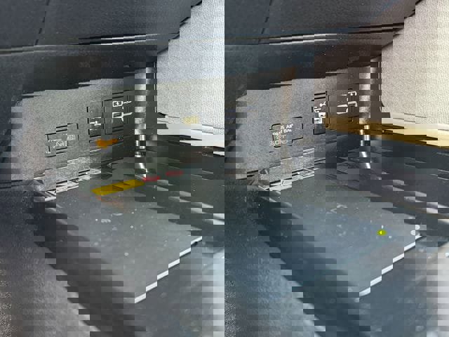 Certified 2025 Toyota Camry LE w/ Convenience Package image 21