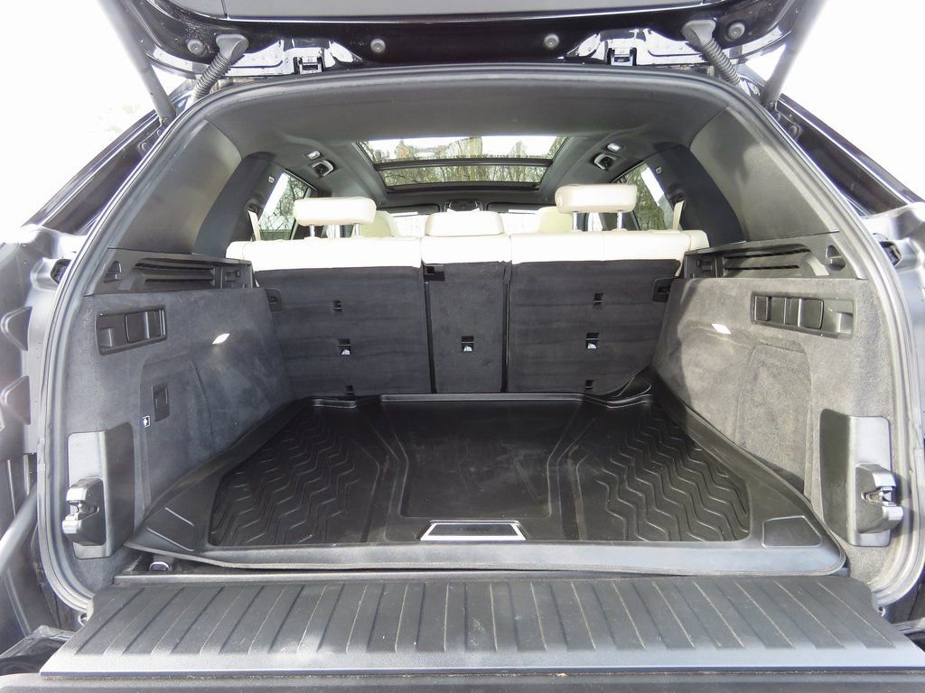 Used 2019 BMW X5 xDrive40i w/ Executive Package image 17