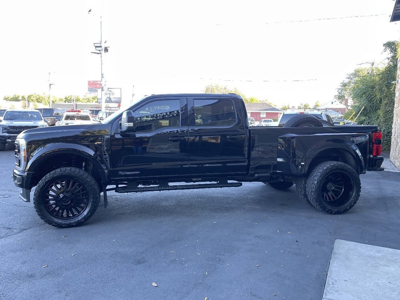 Used 2026 Ford F450 Lariat w/ Lariat Premium Package AWD/4WD image 17