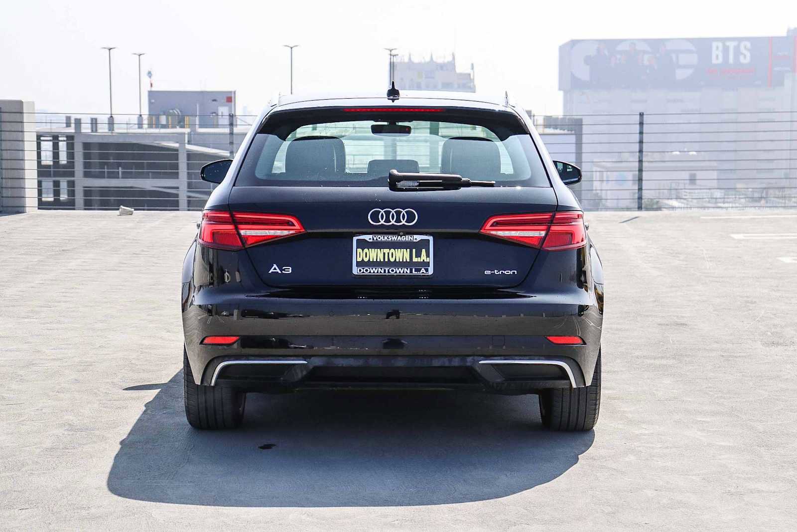 Used 2017 Audi A3 e-tron Premium Plus w/ Premium Plus Package image 5