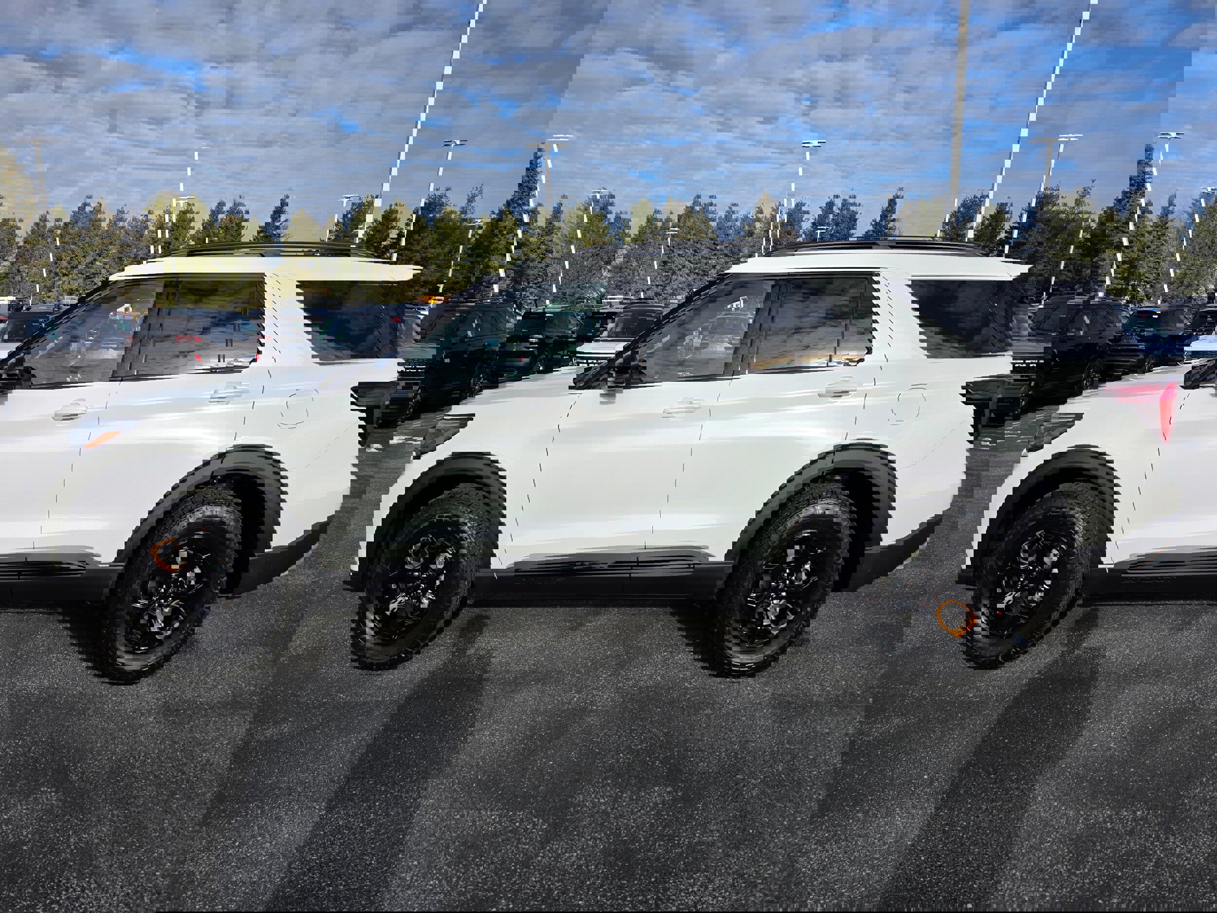 New 2026 Ford Explorer Tremor w/ Tremor Convenience Package image 9