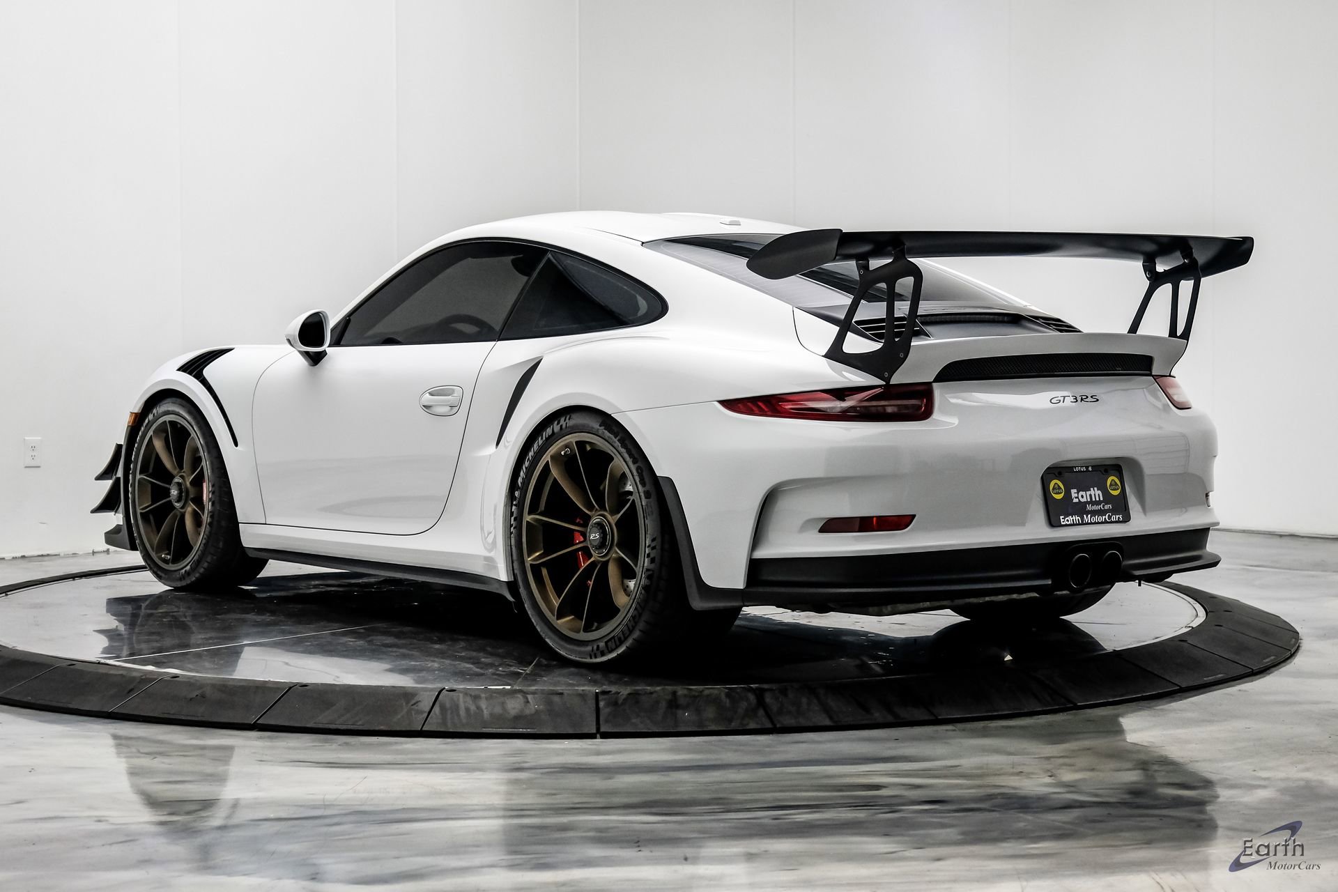 Used 2016 Porsche 911 GT3 RS image 12