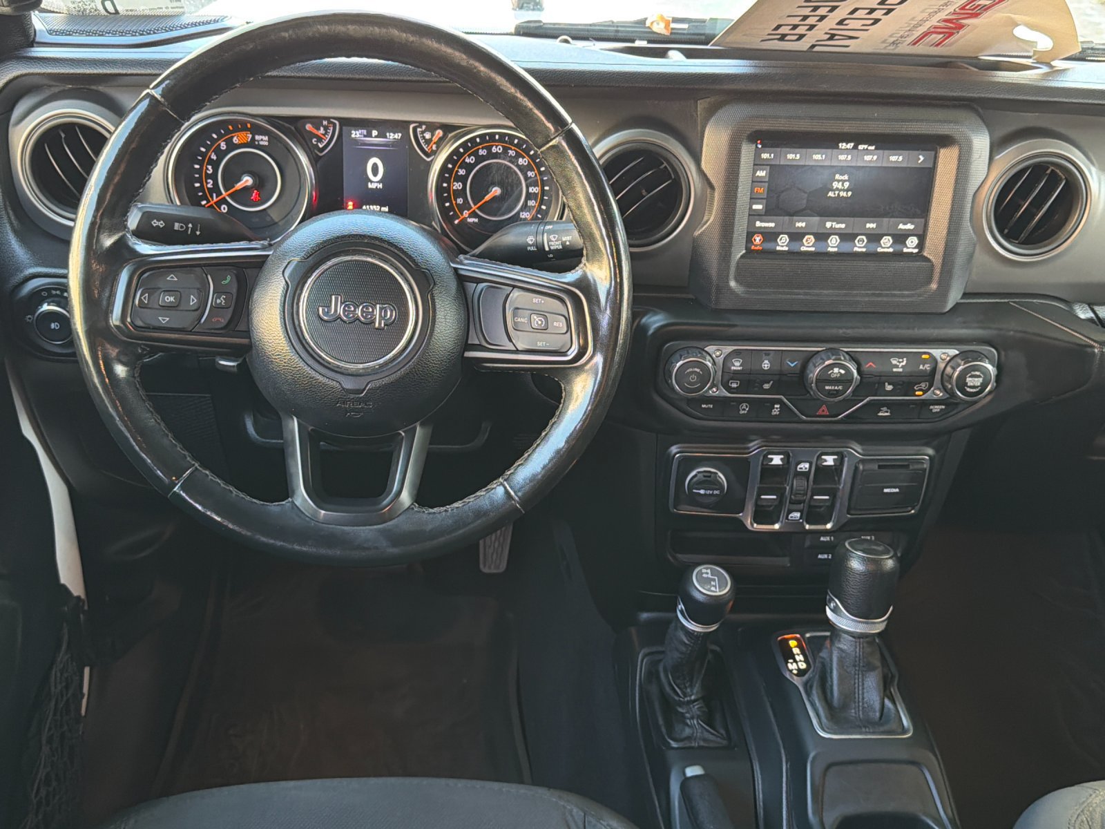 Used 2022 Jeep Wrangler Unlimited Sport AWD/4WD image 14