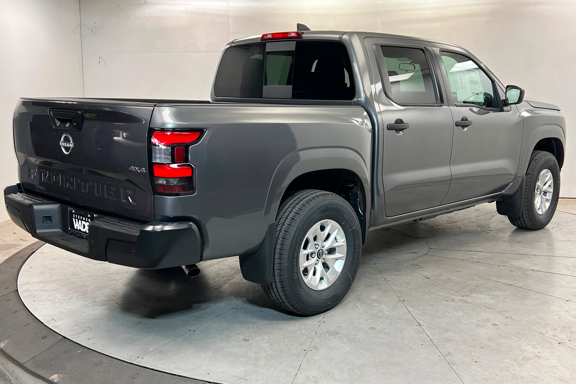 New 2026 Nissan Frontier S image 5