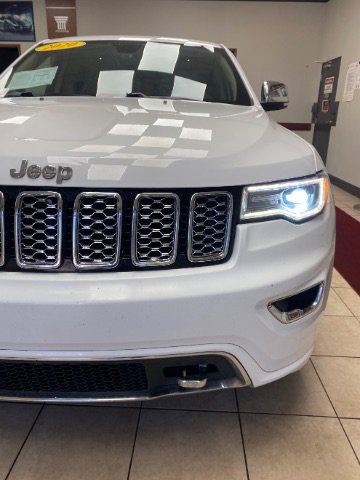 Used 2020 Jeep Grand Cherokee Overland RWD image 10