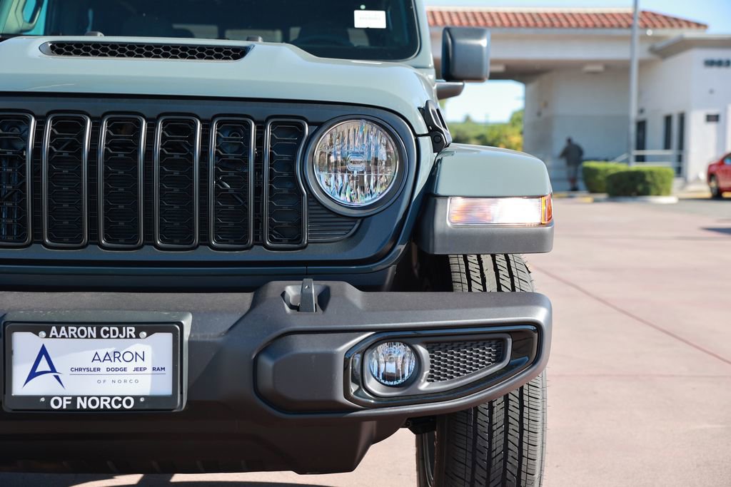 New 2026 Jeep Gladiator Sport image 5