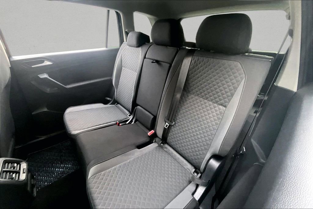 Used 2019 Volkswagen Tiguan S w/ Driver Assistance Package image 20