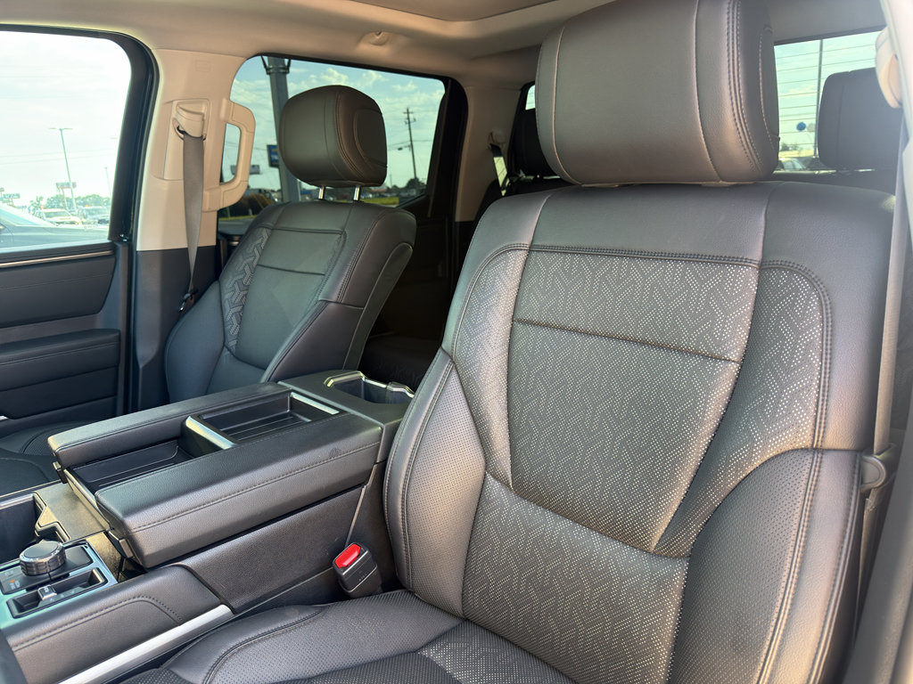 Used 2022 Toyota Tundra Limited AWD/4WD image 22