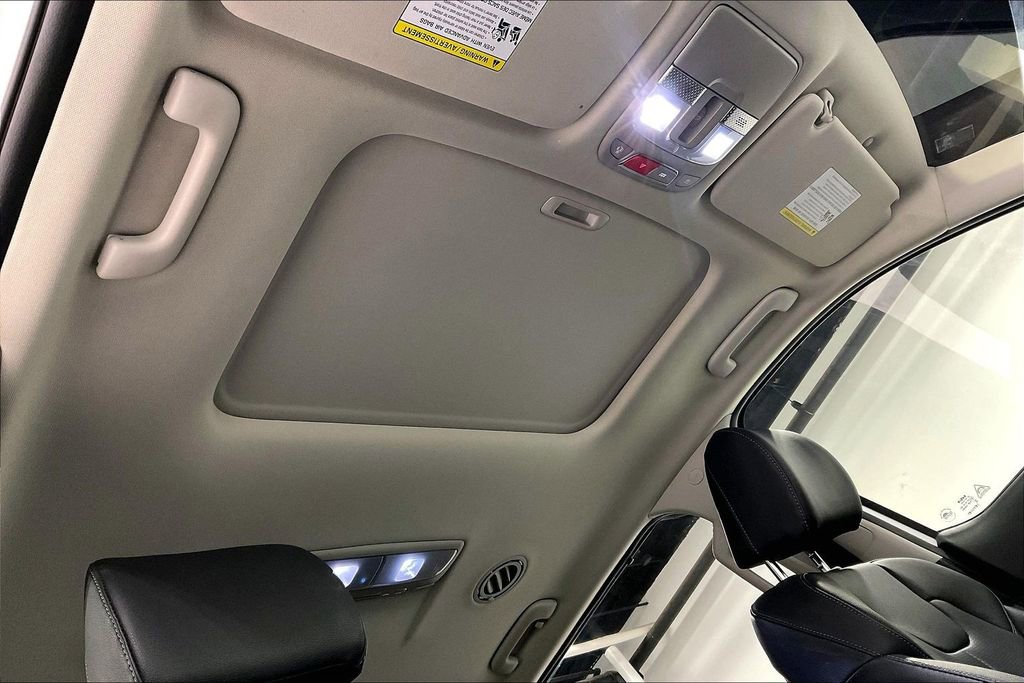 Used 2024 Kia Telluride EX image 20