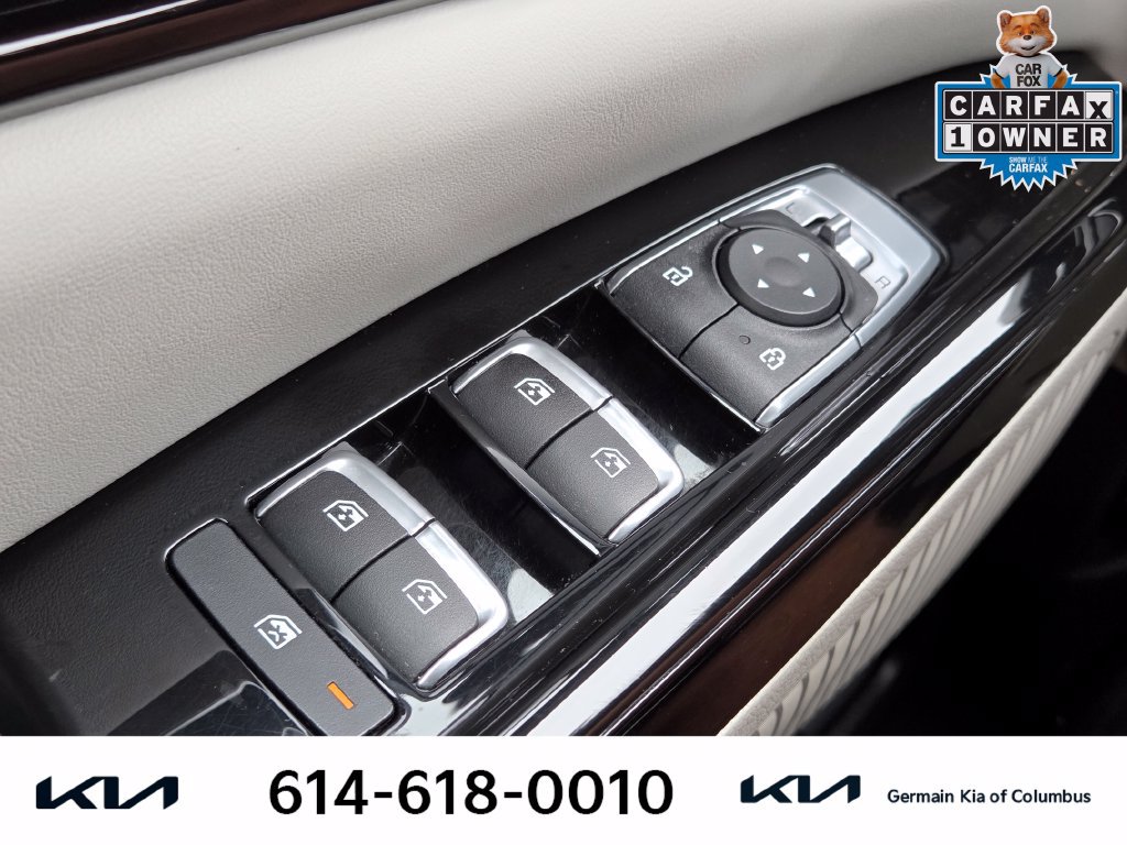 Used 2022 Kia Carnival EX FWD image 25