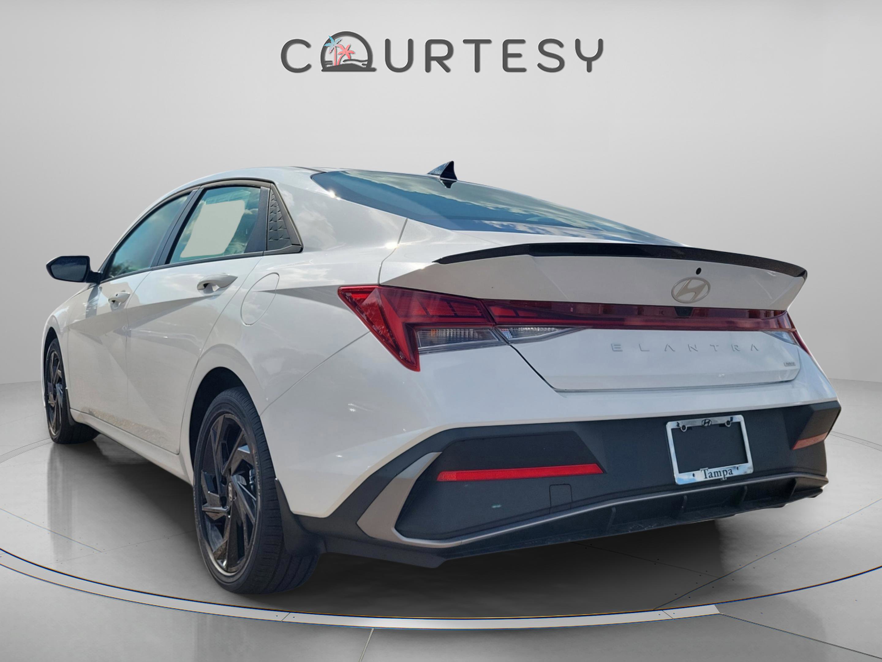 New 2026 Hyundai Elantra Sport image 3